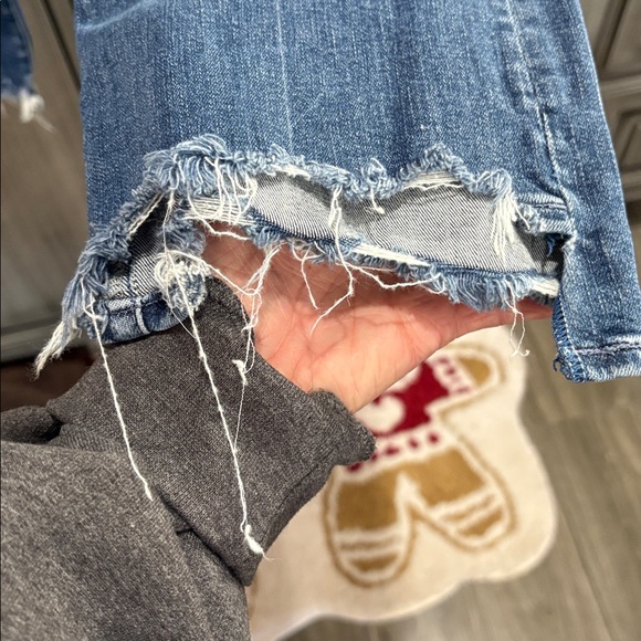 MOTHER Insider Crop Step Chew Dancing in Coals Distressed Denim Jeans - Picture 4 of 14